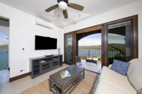 360 Splendor 101F-Ocean View Condo-Breakfast Included!